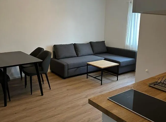 Schoene Wohnung Nahe Koeln